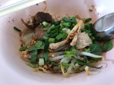 เมนูของร้าน ก๋วยเตี๋ยวเรือเสวย โกเหม๋ง