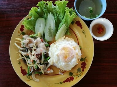 ก๋วยเตี๋ยวต้นหว้า (TON WA NOODLE) ก๋วยเตี๋ยวต้นหว้า (TON WA NOODLE)