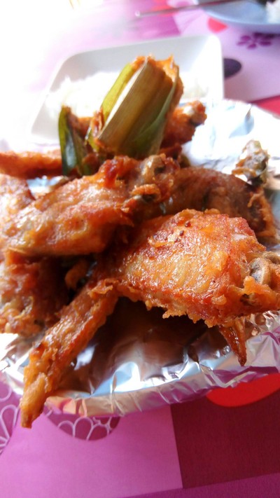 อาหาร หรือ เครื่องดื่ม