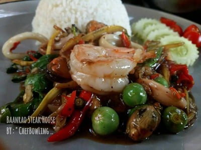 อาหาร หรือ เครื่องดื่ม