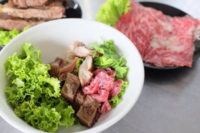 เนื้อวัวไร้เทียมทาน (เหม่งจ๋าย)