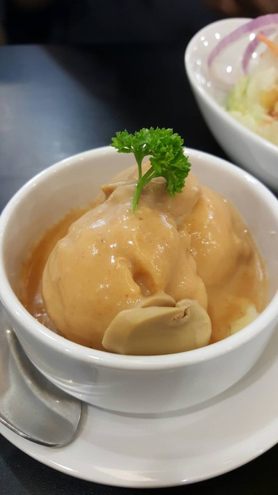 อาหาร หรือ เครื่องดื่ม