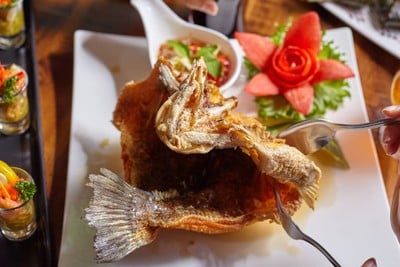 ปลากะพงราดน้ำปลา