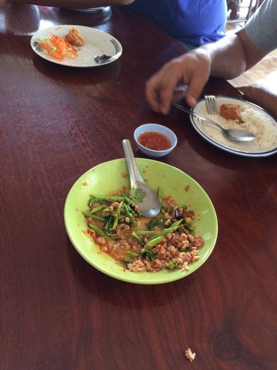 ยำคะน้า