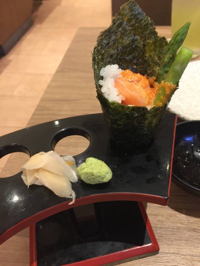 SALMON TEMAKI