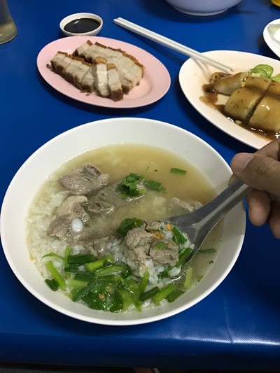 ข้าวต้มซี่โครงหมู
