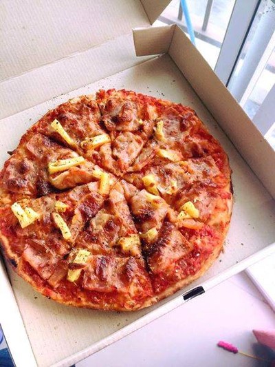 เมนูของร้าน Combo Pizza