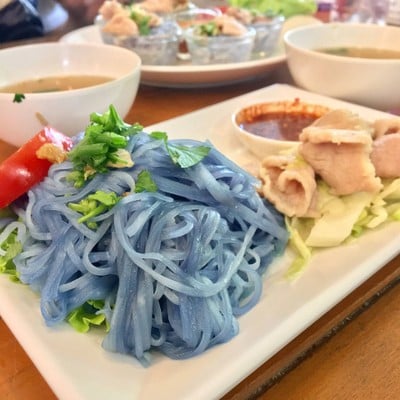 เมนูของร้าน ก๋วยเตี๋ยวอัญชัน