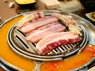 ย่างหมูลงเตา