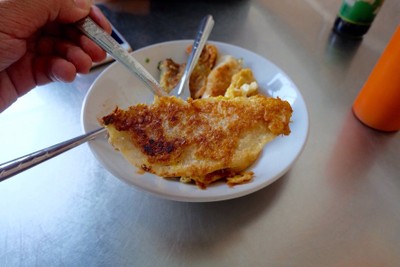 กุยช่ายทอดใส่ไข่