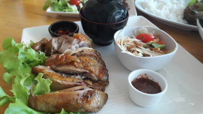 เซทส้มตำไก่อบ คาแนล