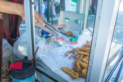 กล้วยอบน้ำผึ้งทอดแม่ซิ้วเฮียะ