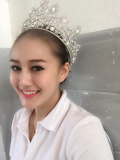 นารดา คลินิก