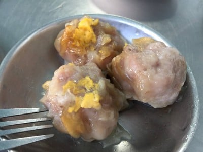 บุญรัตน์ติ่มซำ ดิลกอุทิศ