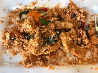 ข้าวผัดพริกแกง