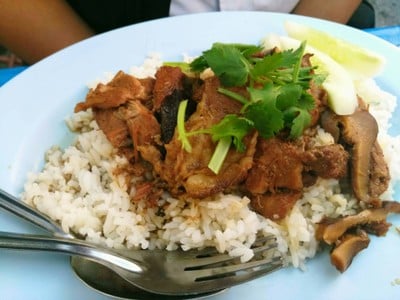 ข้าวหมูตุ๋น