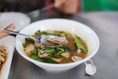 ต้มแซ่บกระดูกอ่อน