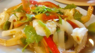 ยำกุ้งสด