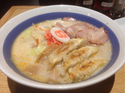 Hachiban Ramen (ฮาจิบัง ราเมน) เมเจอร์ ปิ่นเกล้า Hachiban Ramen (ฮาจิบัง ราเมน) เมเจอร์ ปิ่นเกล้า