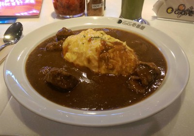 ข้าวแกงกะหรี่เนื้อ