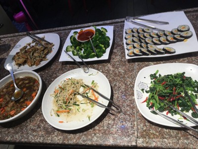 อาหาร หรือ เครื่องดื่ม