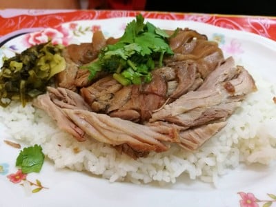 เมนูของร้าน ข้าวหมูกรอบคุณยายภูเก็ต (สูตรดั้งเดิม)