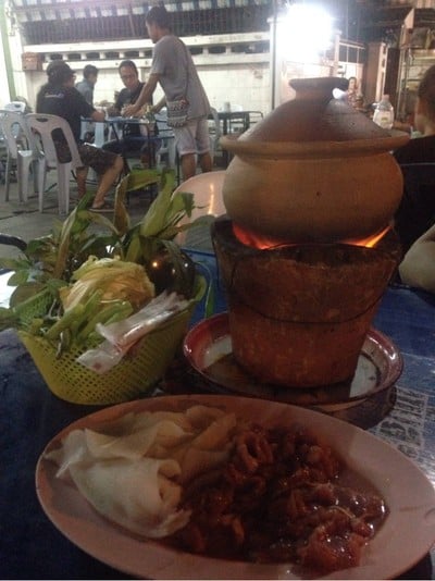 เมนูของร้าน ป้าหนมหมูจุ่ม (ลาดหญ้า 4)