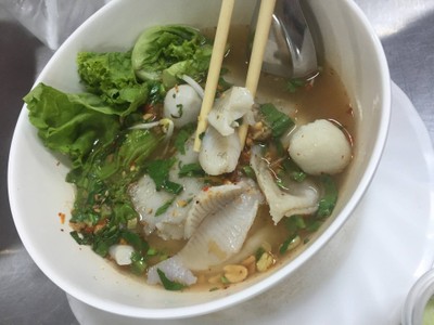 ก๋วยเตี๋ยวปลารวมต้มยำ