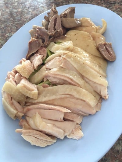 กับเครื่องในจานกลาง 100฿