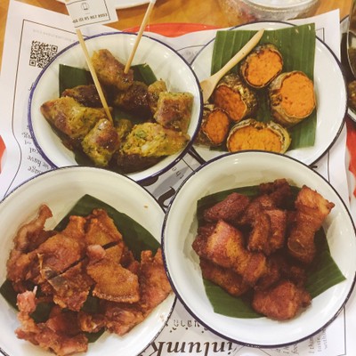 กิ๋นลำกิ๋นดี สันทราย