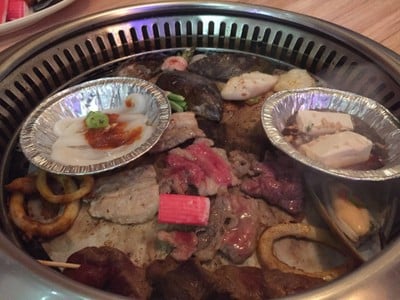 อาหาร หรือ เครื่องดื่ม