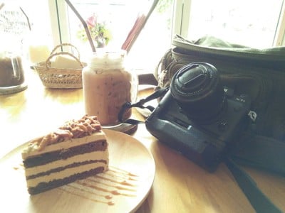 ม๊อคค่าเย็น+เค๊กกาแฟแอลม่อน