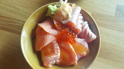 Salmon Combo Don (แซลมอนคอมโบด้ง) (s)