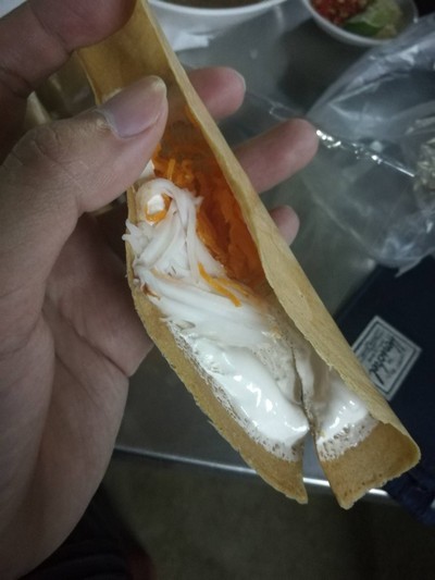 ขนมเบื้องหวานผึ้งน้อยไส้หวาน (ไม่มีมะพร้าวโรย)