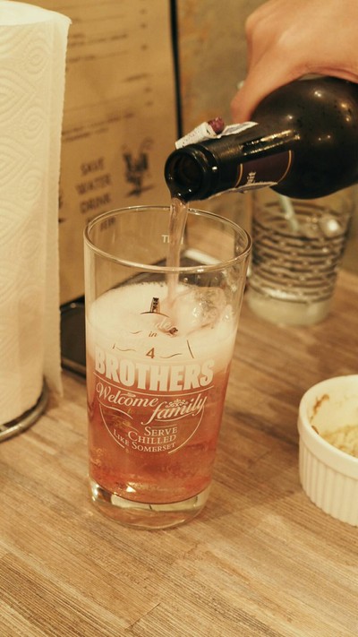 อาหาร หรือ เครื่องดื่ม