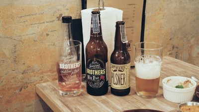 อาหาร หรือ เครื่องดื่ม