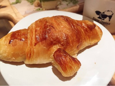 Cheesecake Croissant