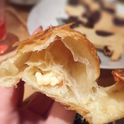 Cheesecake Croissant