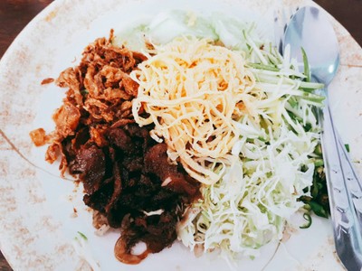 ข้าวคลุกกะปิ
