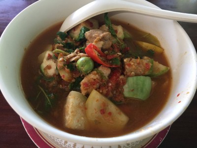 แกงป่าไก่บ้าน