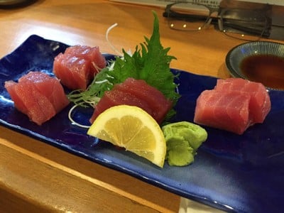 ชาชิมิปลาทูนา