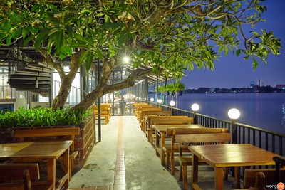 บรรยากาศ แสนยอด WOK พระราม 3