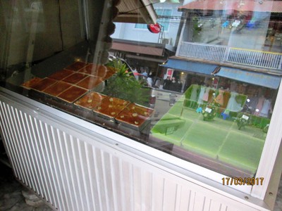 หม้อแกง และ ขนมชั้น