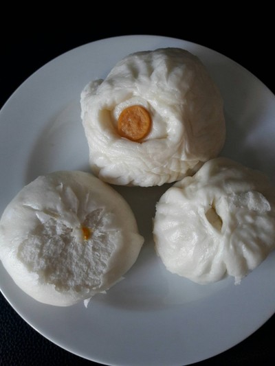 ซาลาเปานึ่งร้อนๆ