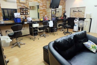 บรรยากาศ Boom Boom Salon