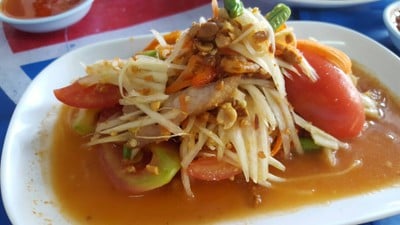 เมนูของร้าน ไก่ย่างหนังกรอบป้าแก้ว ลาดกระบัง
