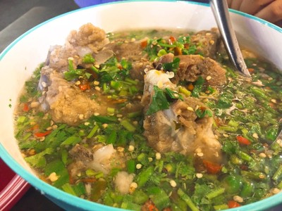 เมนูของร้าน เตี๋ยวแม่กลองเล้งแซ่บ JODD FAIRS  รัชดา By ตลาดนัดรถไฟรัชดา