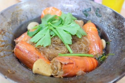 กุ้งอบวุ้นเส้น