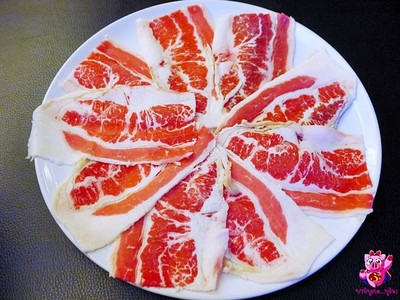 เนื้อช็อทส์ ยูเอสเอ (ส่วนท้อง)