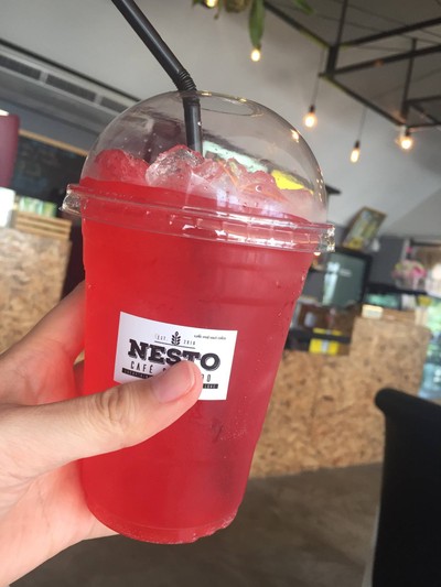 สตรอเบอรี่โซดา